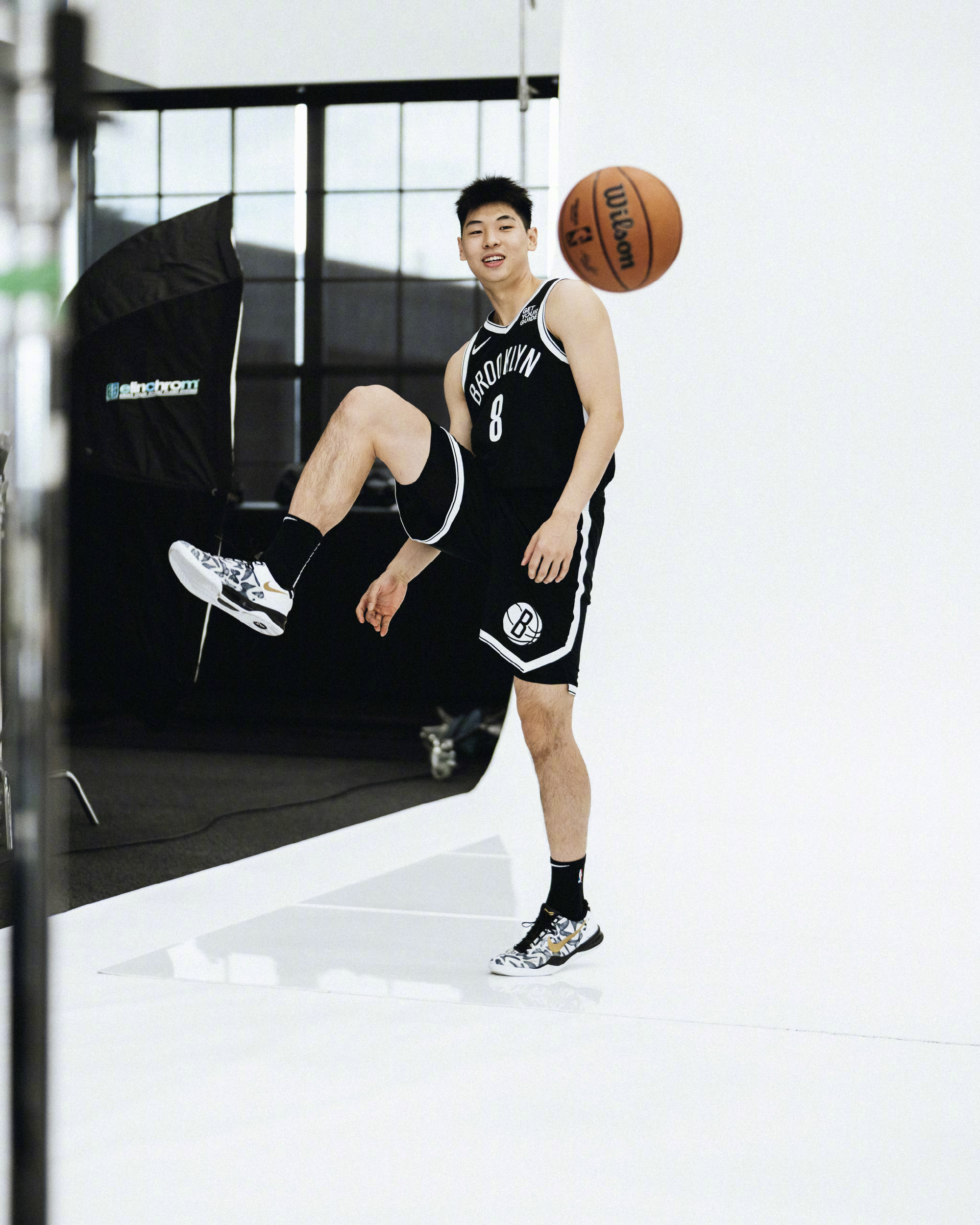 NGSPORTS-费城76人发布备战花絮;窗口期外线爆发;NBA季后赛任务艰巨;年轻球员获得机会的简单介绍