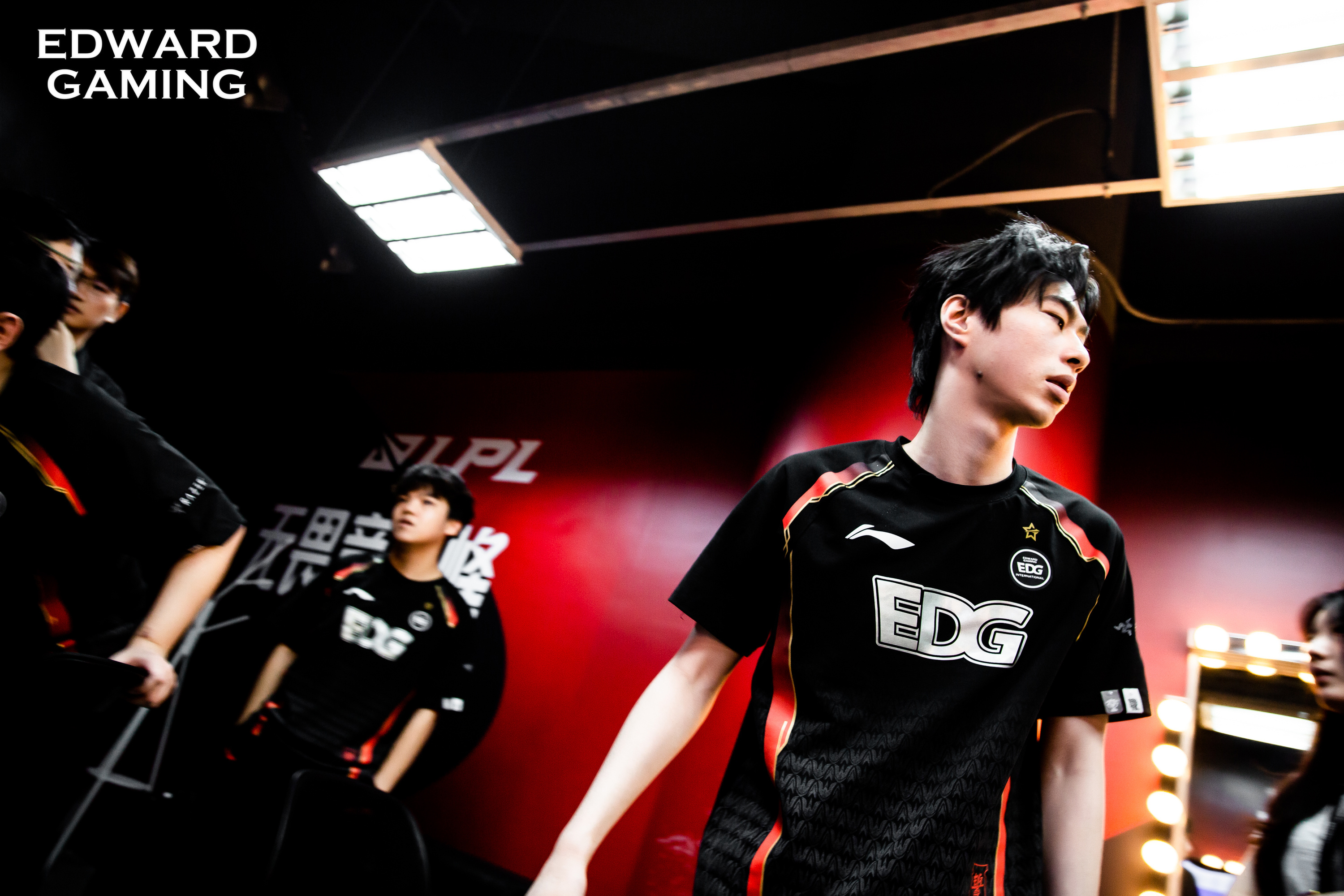 南宫体育-关于Uzi连续五场比赛得分超过出色防守,勇士挑战极限!的信息