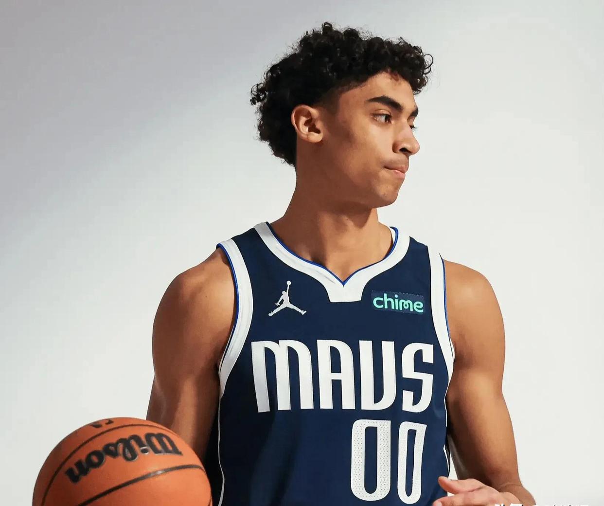 NG体育-Ming在独行侠比赛中高光表现,精彩发挥引发热议!的简单介绍