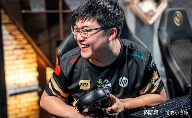 NG体育-Uzi新星问鼎冠军表现惊艳,巴塞罗那未来可期!的简单介绍